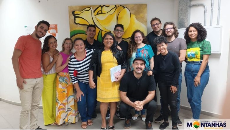 SECRETARIA DE DESENVOLVIMENTO SOCIAL DE MONTANHAS PARTICIPA DE REUNIÃO EM NATAL