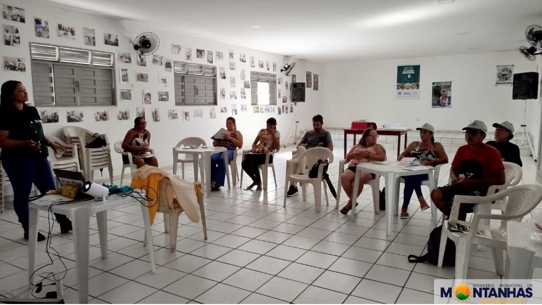 MONTANHAS CELEBRA A SEMANA DO MEIO AMBIENTE COM AÇÕES EDUCATIVAS E DISTRIBUIÇÃO DE MUDAS FRUTÍFERAS (1)